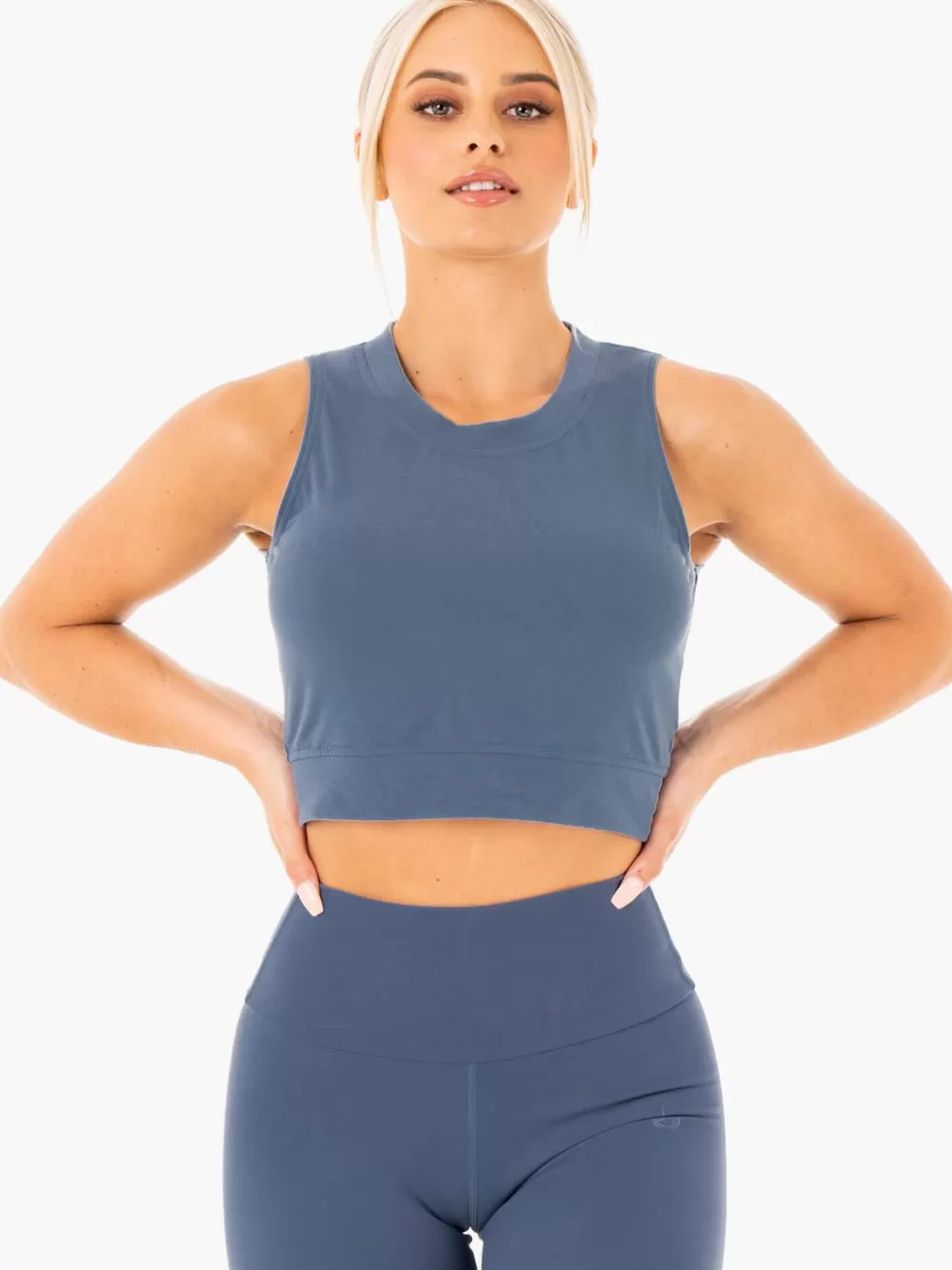 Outlet Motion Crop Top Womens Tops