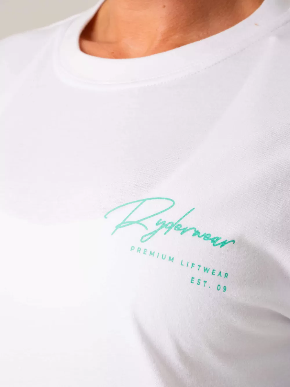 New Signature T-Shirt Womens Tops